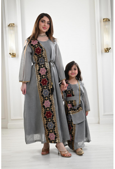 جلابية كتان مقاس أطفال كبيرة جلابية كتان مقاس أطفال كبيرة