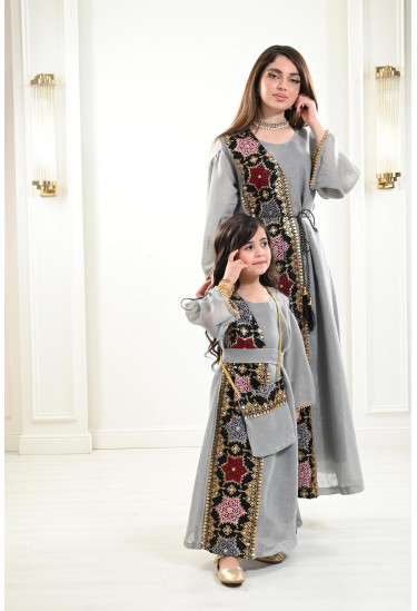 جلابية كتان مقاس أطفال كبيرة جلابية كتان مقاس أطفال كبيرة