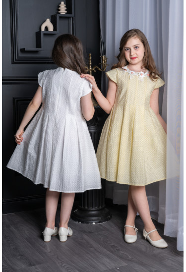 فستان بناتي مقاس صغير