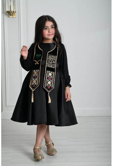 وشاح أنيق ليوم التأسيس وشاح أنيق ليوم التأسيس