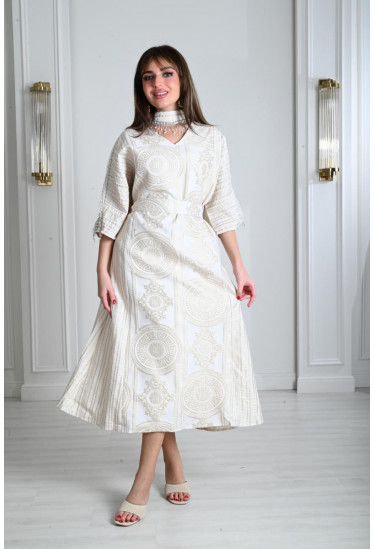 جلابية ميدي بتفاصيل غاية في الأناقة