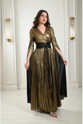 فستان سهرة بحزام جلد عريض