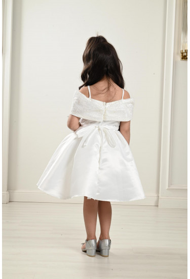 فستان ستان أطفالي مقاس صغير