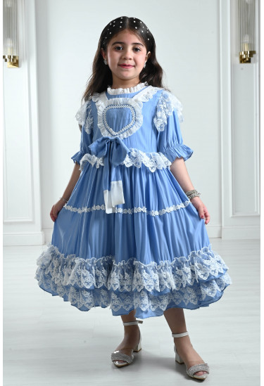 فستان مُزين بشرائط دانتيل للبنات مقاس كبير