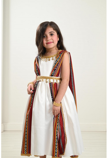 فستان بناتي بوشاح طويل