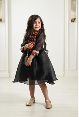 فستان أورجانزا للأطفال مقاس صغير