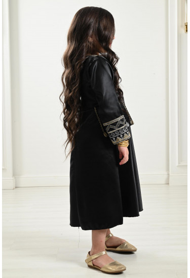 فستان تراثي للبنات الصغار فستان تراثي للبنات الصغار