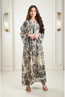 جلابية طويلة بياقة منسدلة