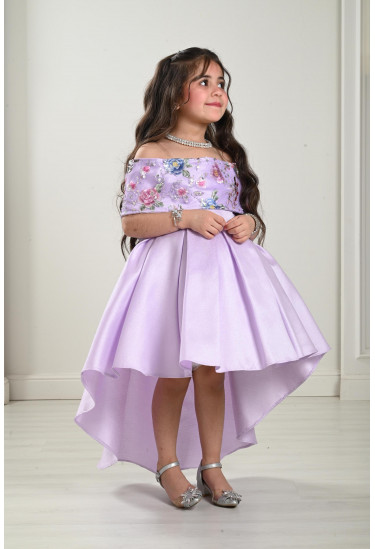 فستان بناتي بصدر مطرز 