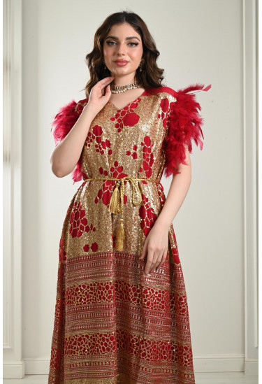 جلابية مزينة بالريش جلابية مزينة بالريش