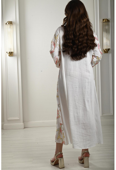 جلابية طويلة بياقة عالية