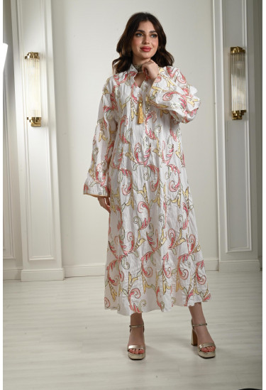 جلابية طويلة بياقة عالية