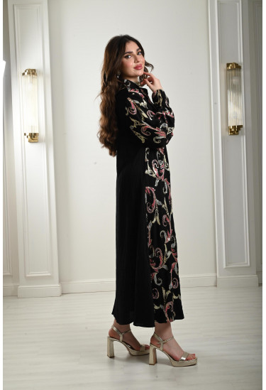 جلابية طويلة بياقة عالية