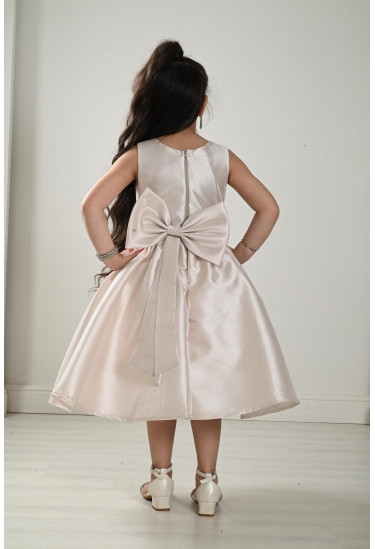 فستان للفتيات بفيونكة مقاس صغير