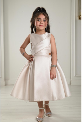 فستان للبنات بفيونكة مقاس كبير