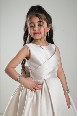 فستان للبنات بفيونكة مقاس كبير