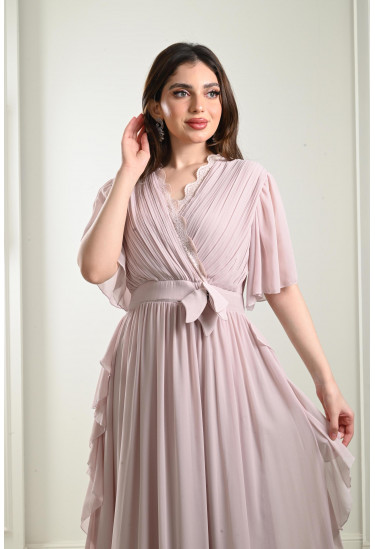 فستان طويل بقصة منسدلة 