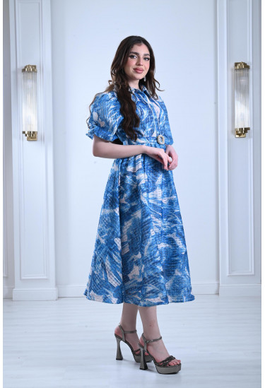 فستان ميدي بياقة كلاسيكية فستان ميدي بياقة كلاسيكية