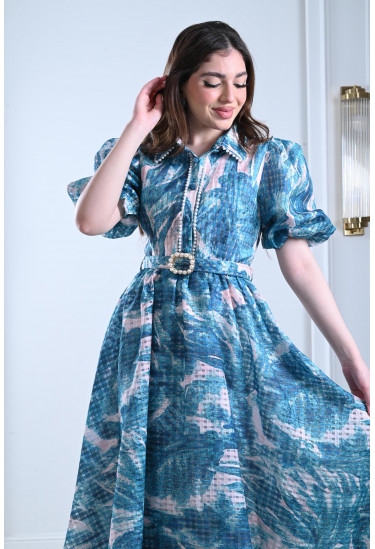 فستان ميدي بياقة كلاسيكية فستان ميدي بياقة كلاسيكية