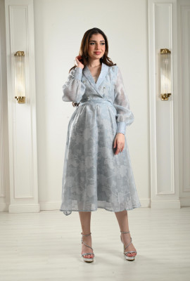 فستان قصير منقوش بالكامل