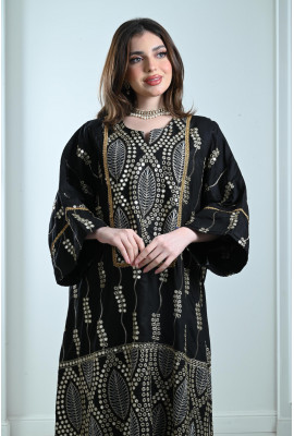 جلابية طويلة مطرزة بالكامل جلابية طويلة مطرزة بالكامل