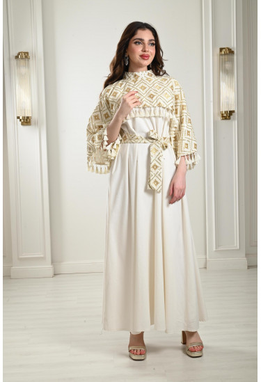 جلابية طويلة مزينة بالترتر