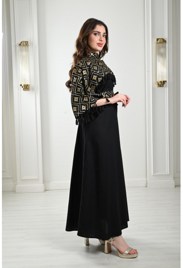 جلابية طويلة مزينة بالترتر