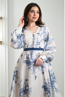 فستان نسائي بطباعات من الزهور