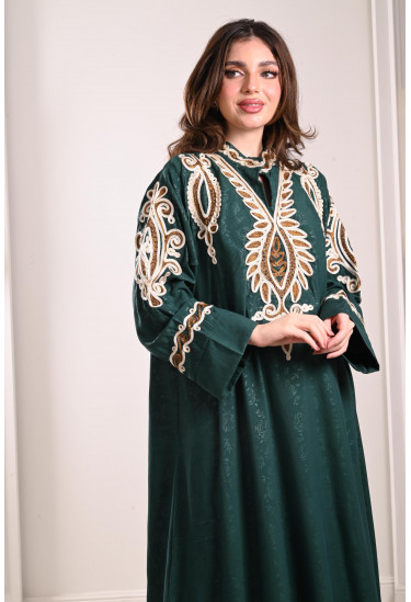 جلابية طويلة بتطريز أنيق