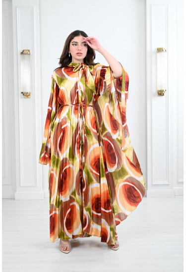 فستان طويل  بأكمام واسعة