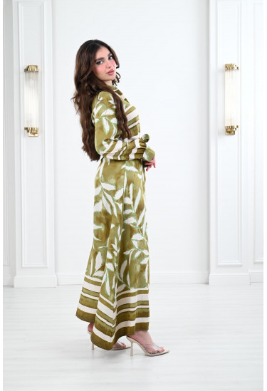 فستان طويل بحزام علي الخصر