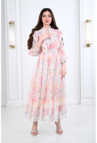 فستان طويل فاخر