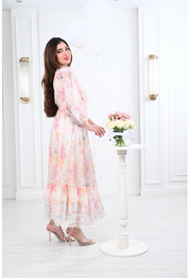 فستان طويل فاخر