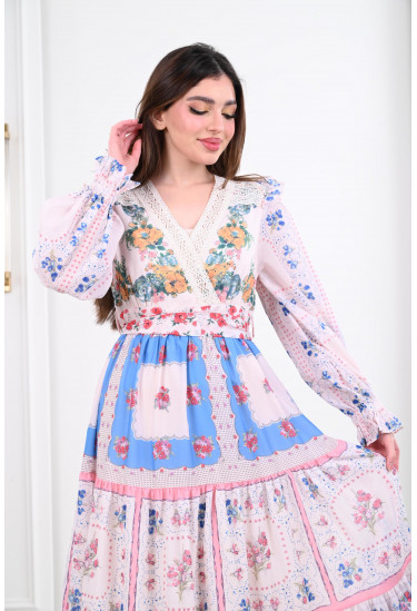 فستان طويل بتصميم كلاسيكي فستان طويل بتصميم كلاسيكي