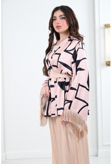 طقم نسائي مميز