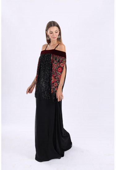 أناقة مميزة بلمسة زهور مطرّزة