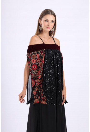 أناقة مميزة بلمسة زهور مطرّزة