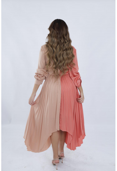 فستان حريري بتصميم كسرات أنيق