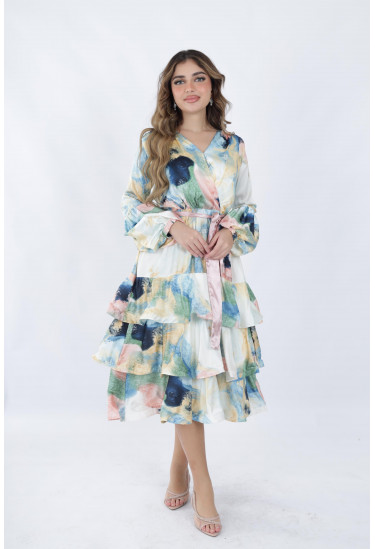 فستان حريري مزهر متعدد الألوان بتصميم كسرات وحزام خصر