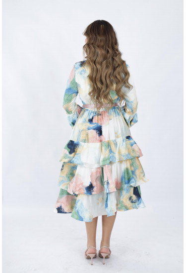 فستان حريري مزهر متعدد الألوان بتصميم كسرات وحزام خصر