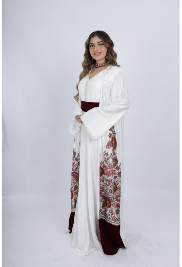  قفطان مغربي بتطريز زهري ولمسات رقيقة