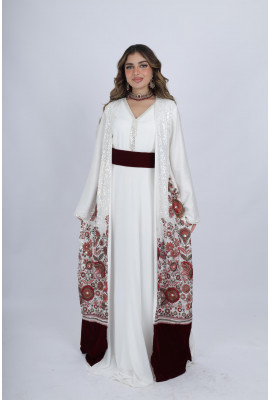  قفطان مغربي بتطريز زهري ولمسات رقيقة