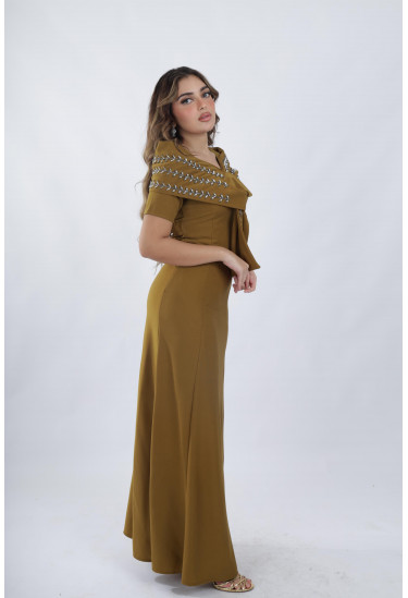 فستان سهرة أنيق مزين تطريز فضي فاخر