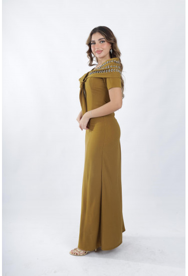 فستان سهرة أنيق مزين تطريز فضي فاخر