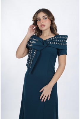 فستان سهرة أنيق مزين تطريز فضي فاخر