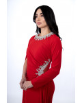 فستان سهرة ملكي بتصميم راقٍ وتفاصيل فاخرة فستان سهرة ملكي بتصميم راقٍ وتفاصيل فاخرة