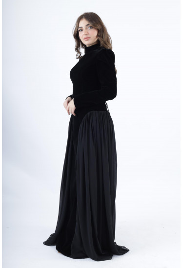 فستان سهرة مخملي كلاسيكي