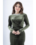 فستان سهرة مخمل طويل  بياقة مطرزة