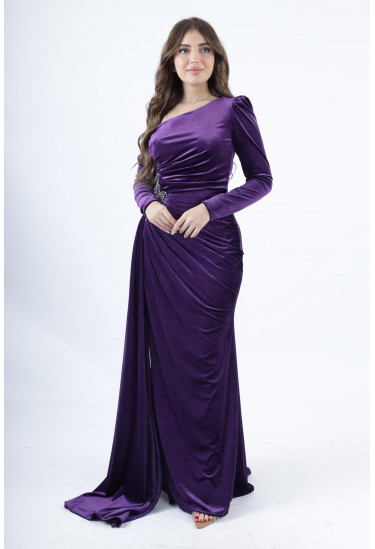 فستان سهرة كتف واحد مع تطريز