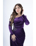 فستان سهرة كتف واحد مع تطريز